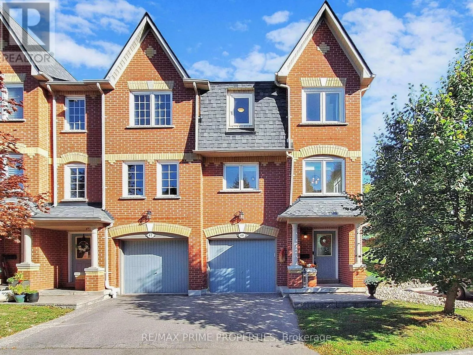 49 MARMILL WAY