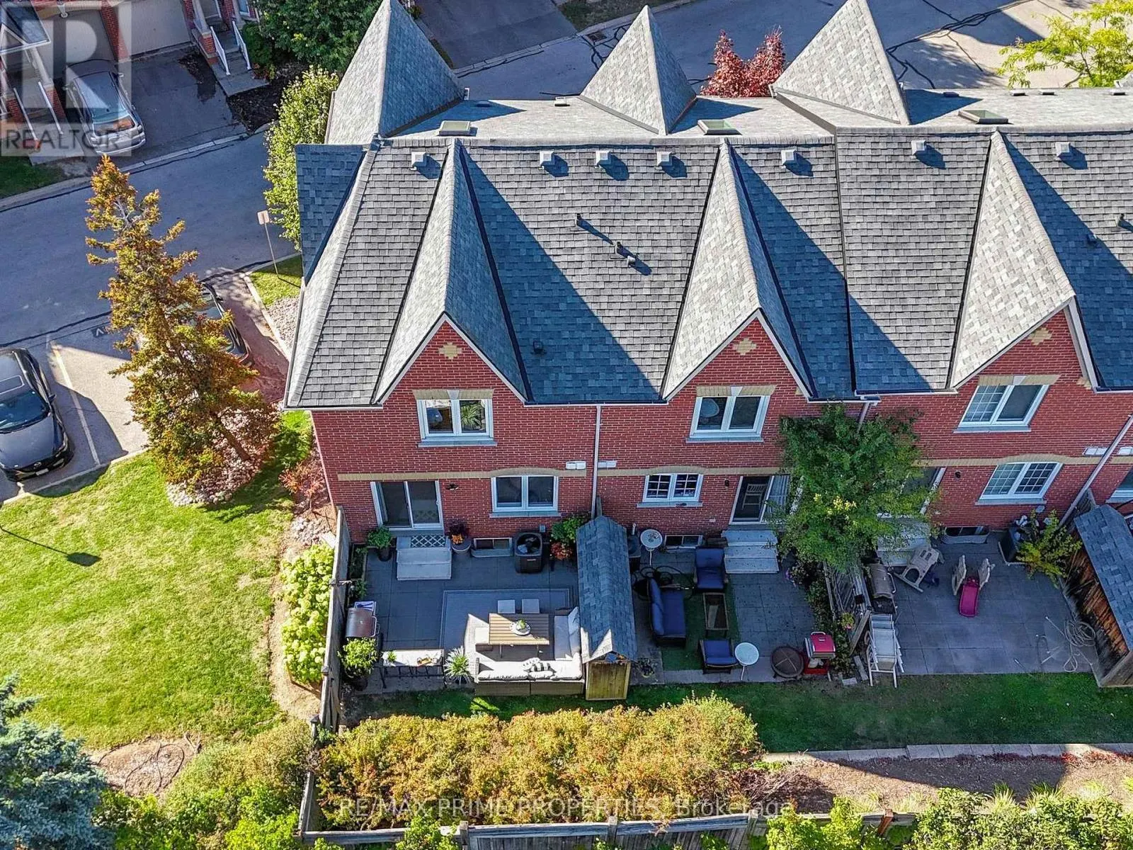 49 MARMILL WAY