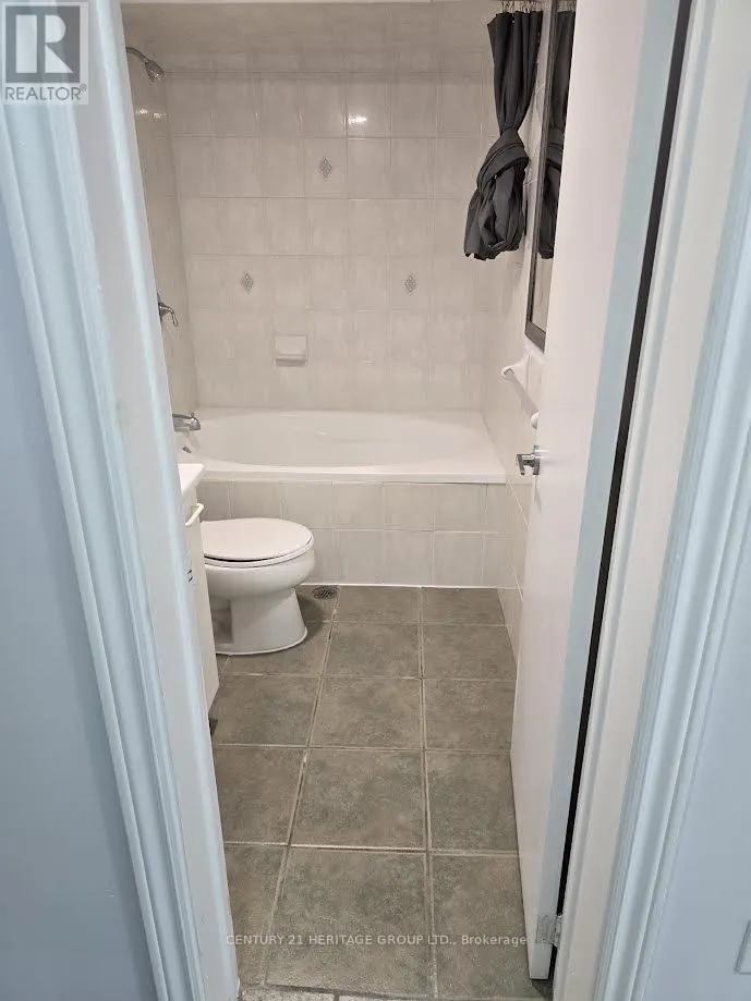 BSMT B - 65 PARK CRESCENT