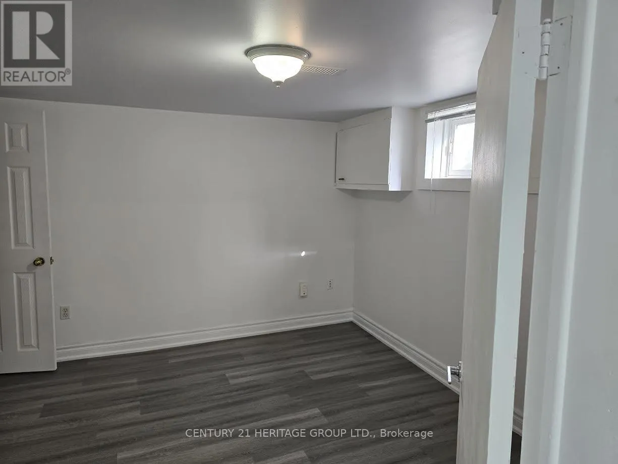 BSMT B - 65 PARK CRESCENT