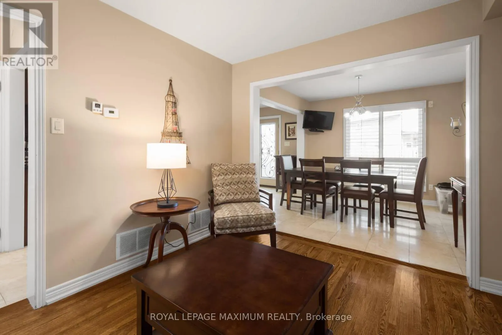 12 CHECKER COURT