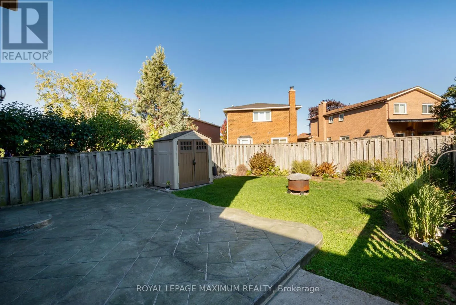 12 CHECKER COURT
