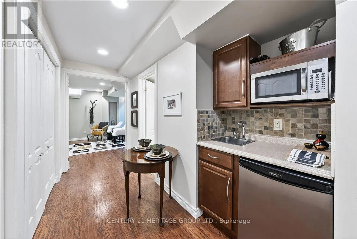 350 HEWITT CIRCLE