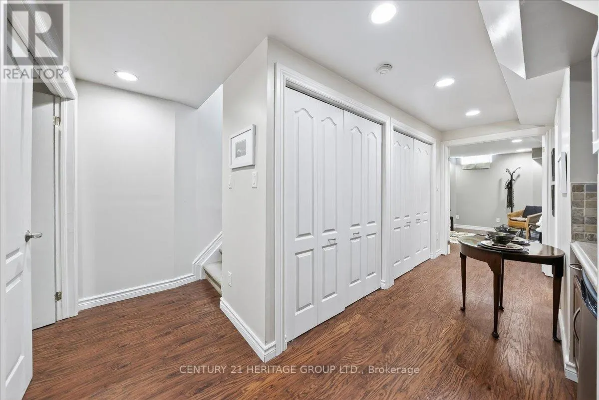350 HEWITT CIRCLE