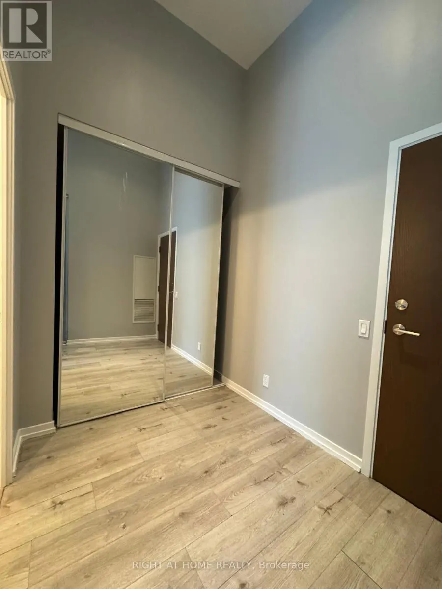 101 - 7890 JANE STREET