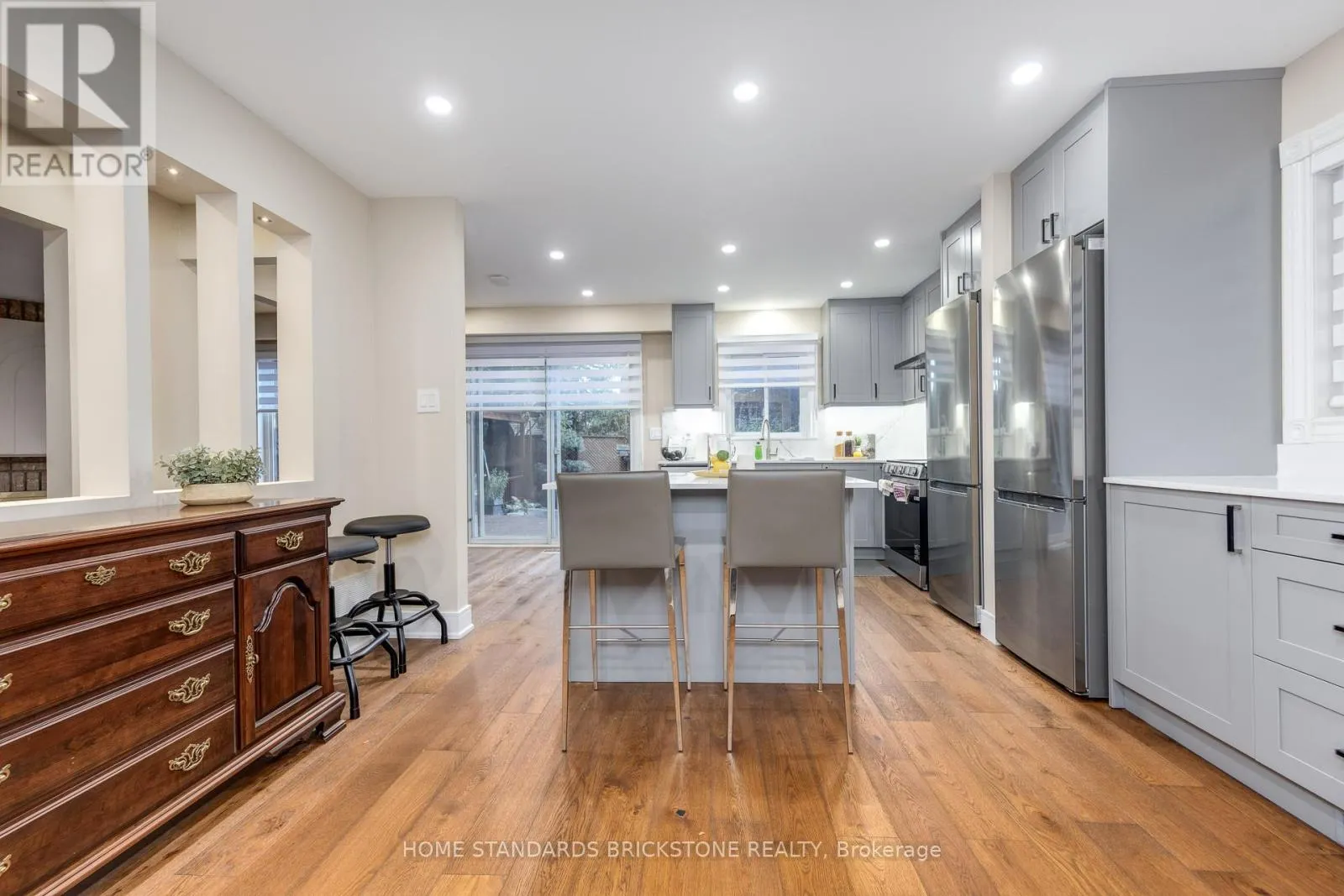 45 SPRING GATE BOULEVARD