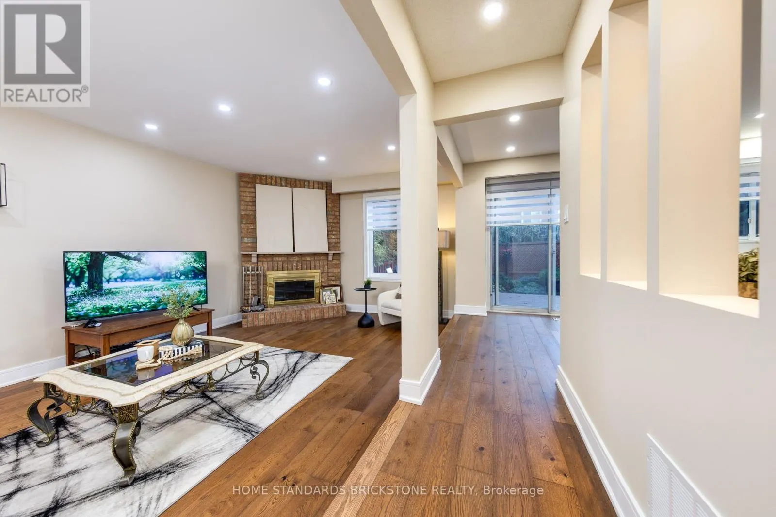 45 SPRING GATE BOULEVARD