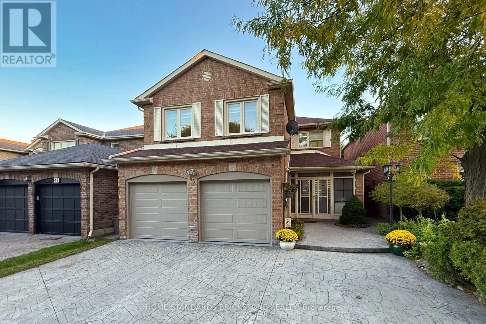 45 SPRING GATE BOULEVARD