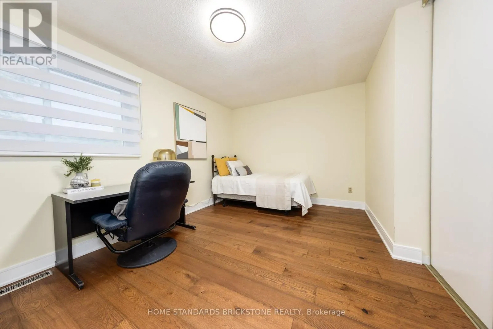 45 SPRING GATE BOULEVARD