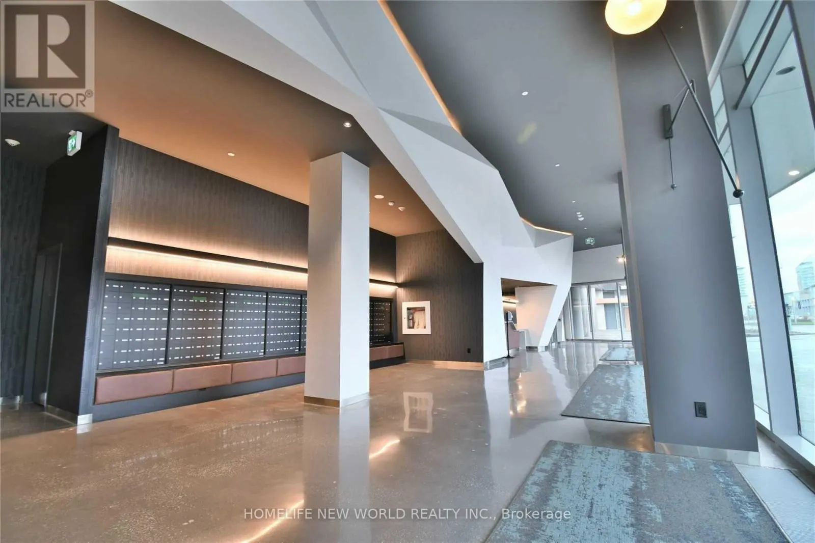 607 - 8 ROUGE VALLEY DRIVE