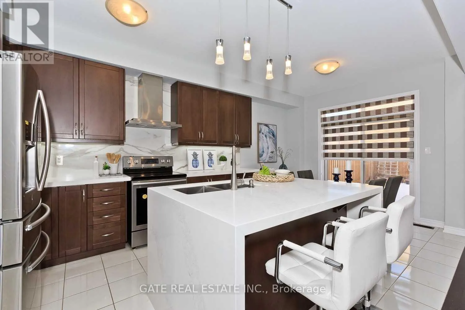5 NOCTURNE AVENUE