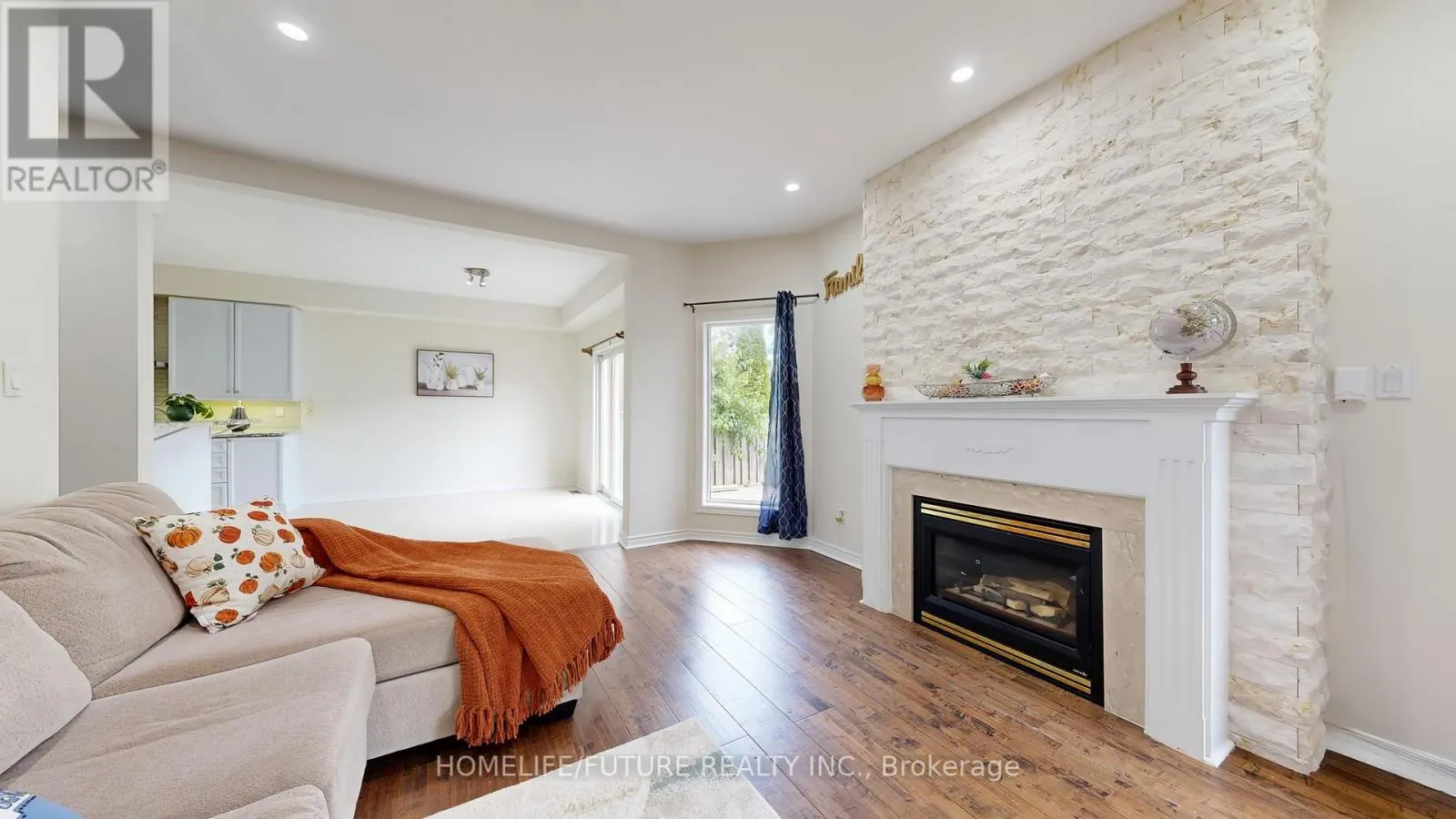 51 ESTATE GARDEN DRIVE