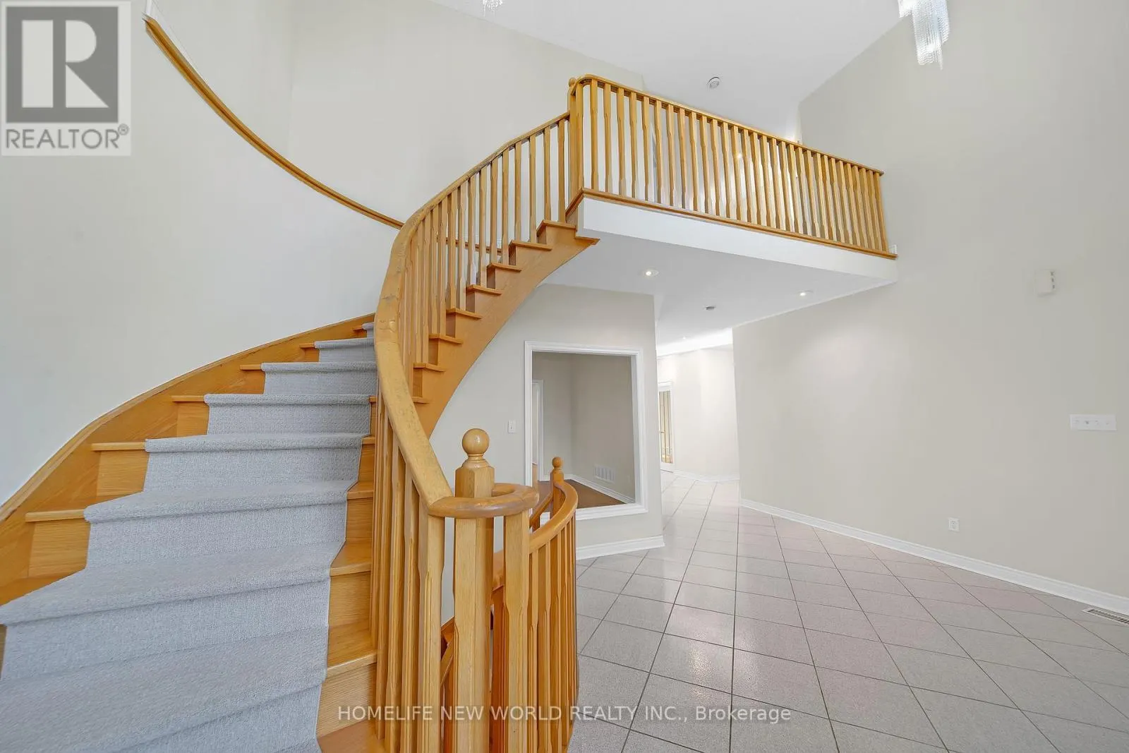 99 CLARENDON DRIVE