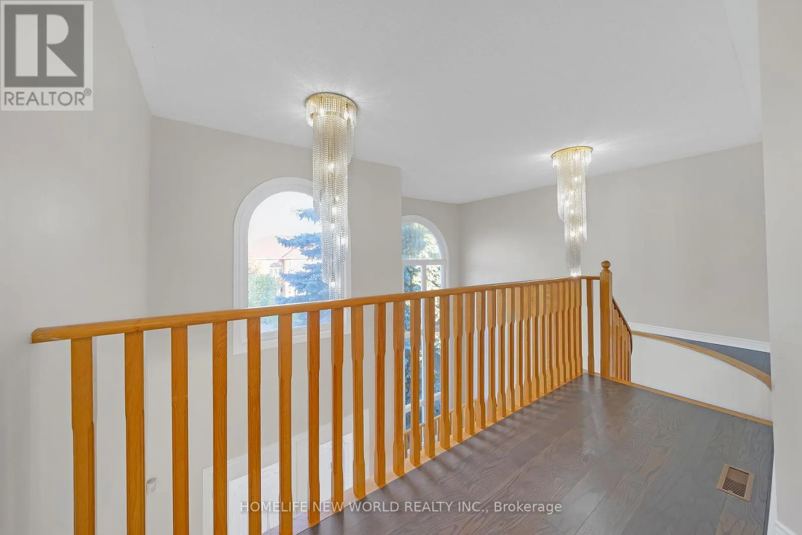 99 CLARENDON DRIVE
