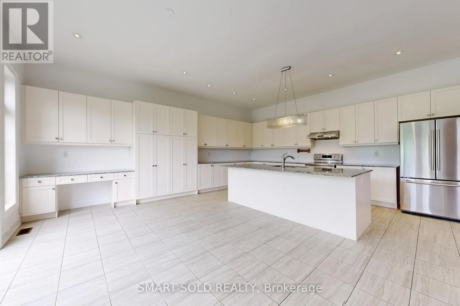 259 STORMONT TRAIL
