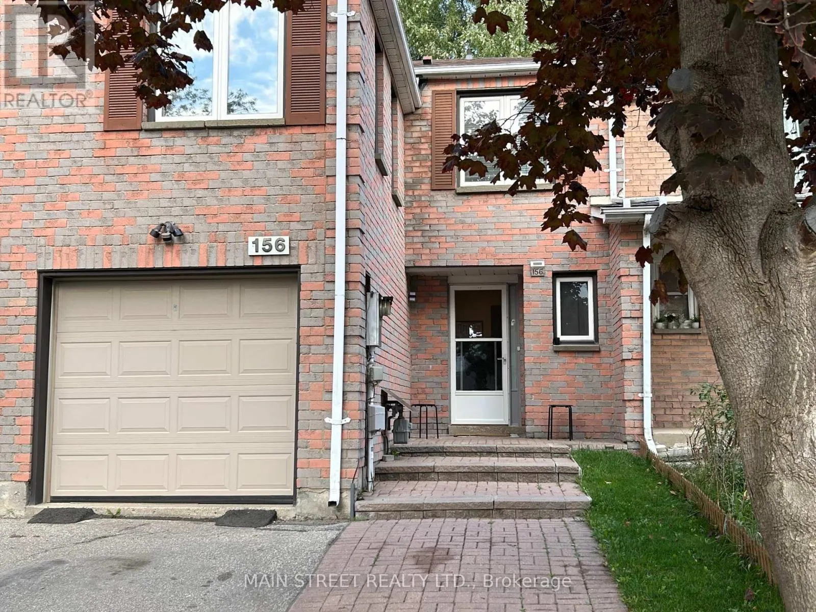 156 OBSERVATORY LANE