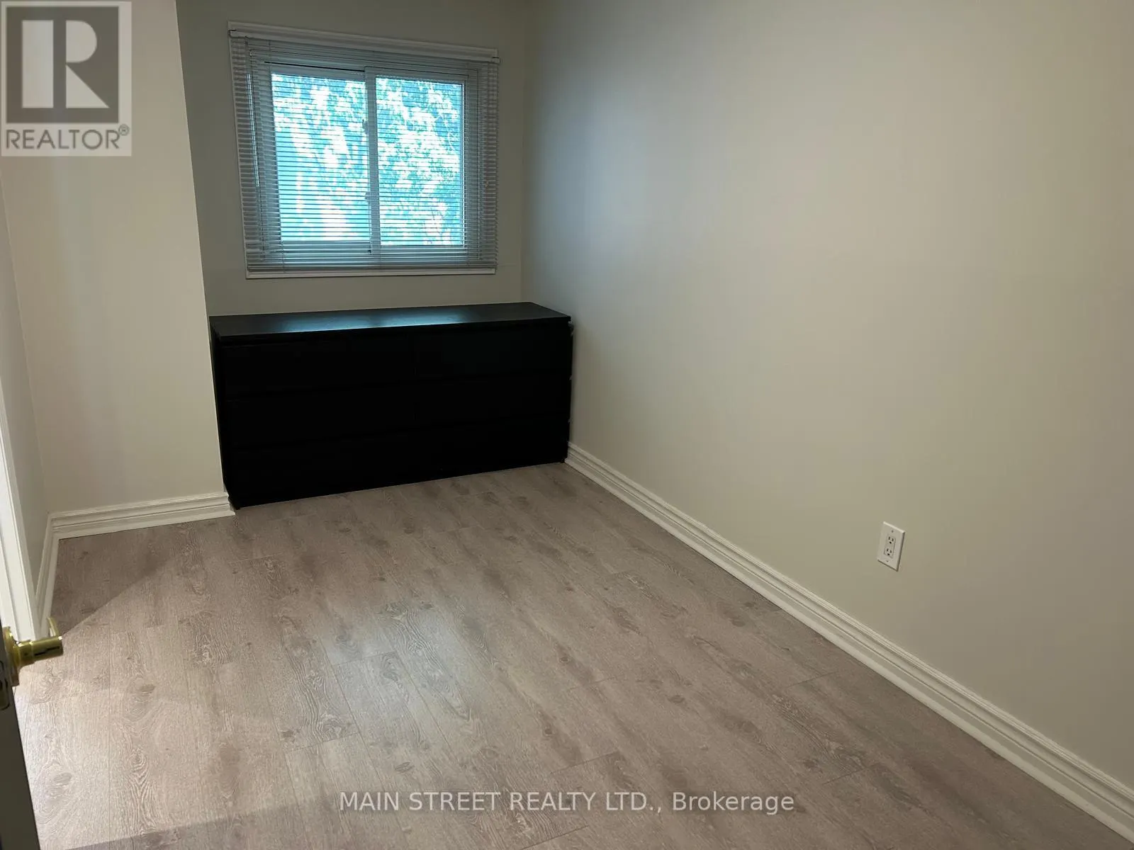 156 OBSERVATORY LANE