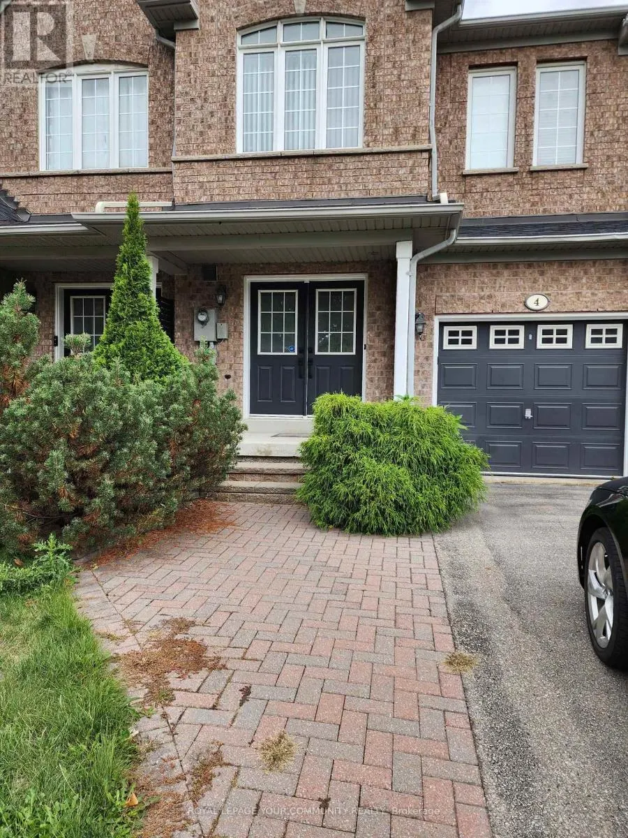 4 DANIEL REAMAN CRESCENT
