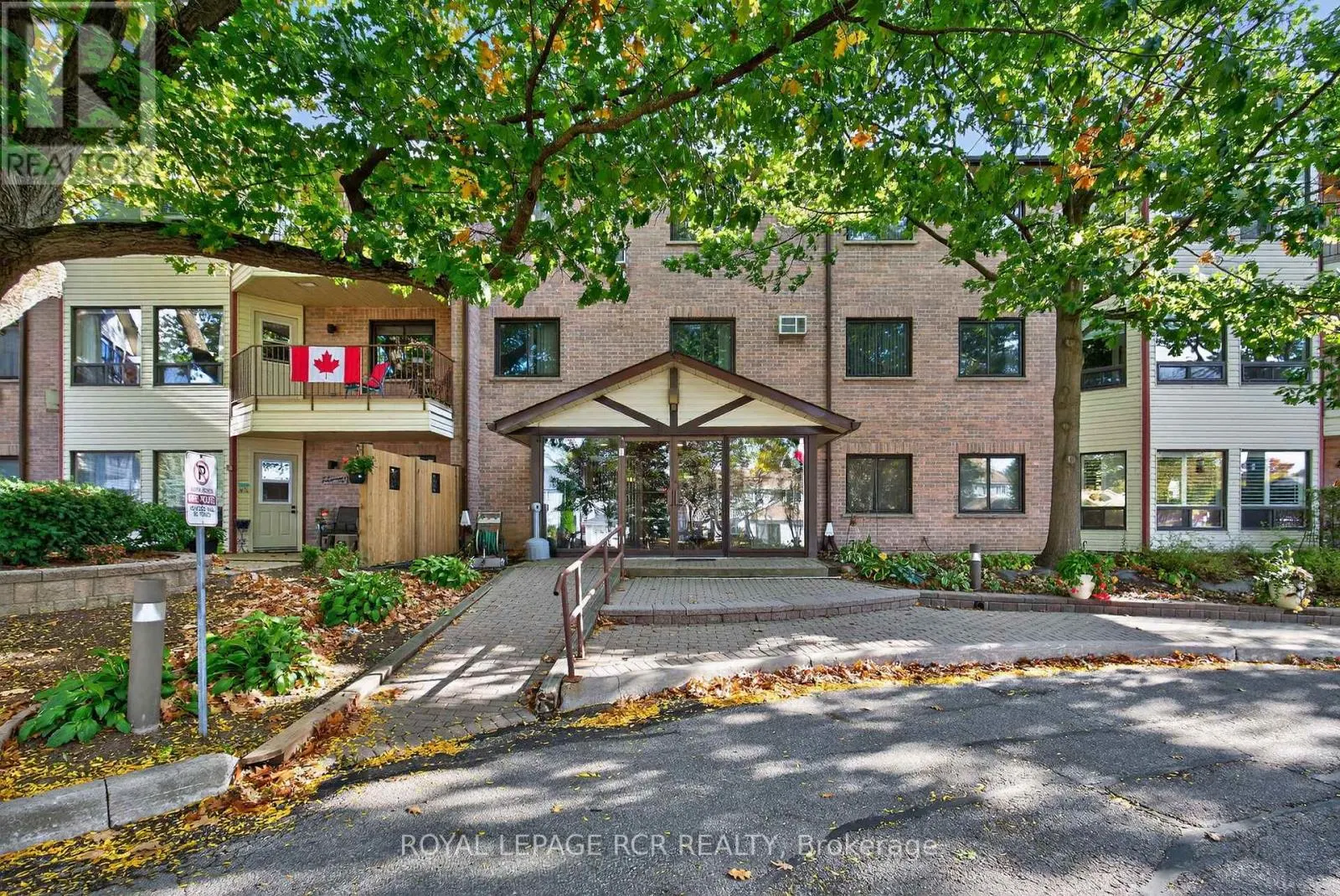 311 - 111 GREW BOULEVARD