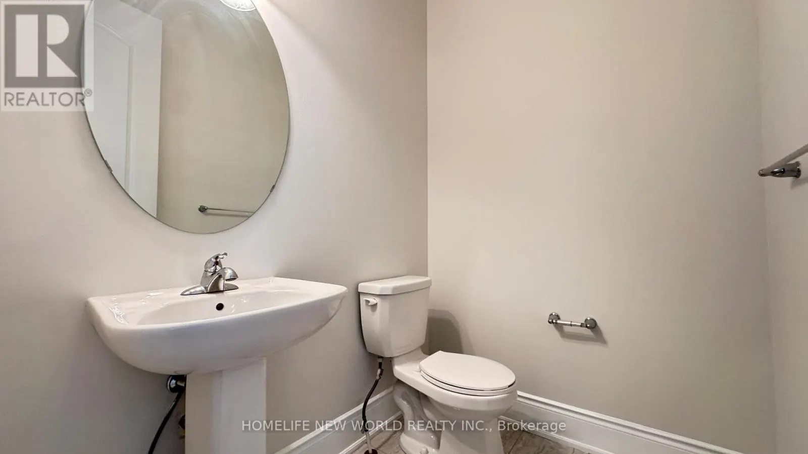 10 KEN SINCLAIR CRESCENT
