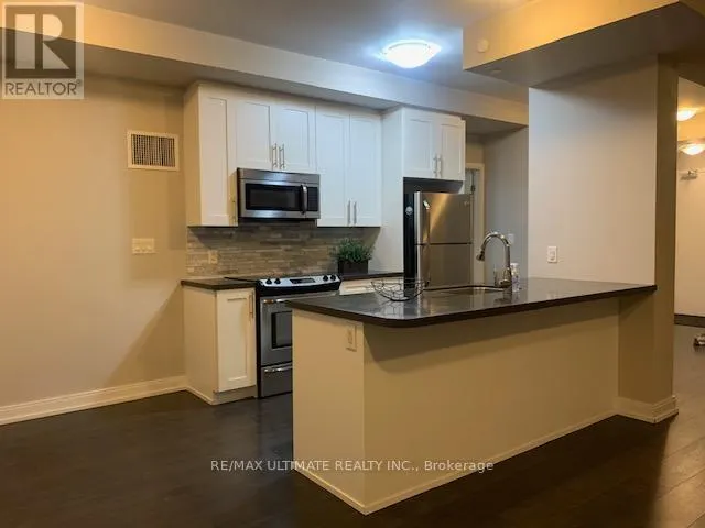 627 - 540 BUR OAK AVENUE