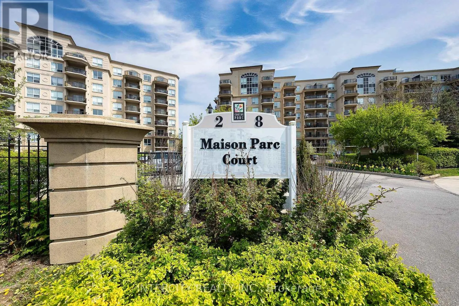 520 - 8 MAISON PARC COURT