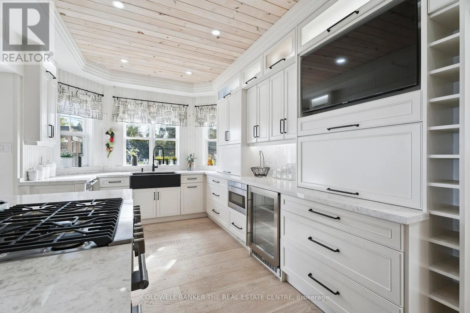 1099 STONEY POINT ROAD