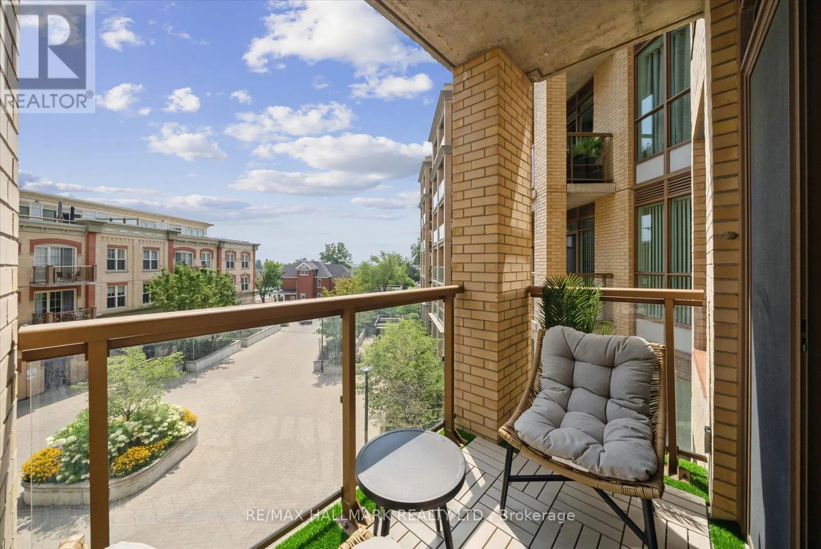 311 - 68 MAIN STREET N