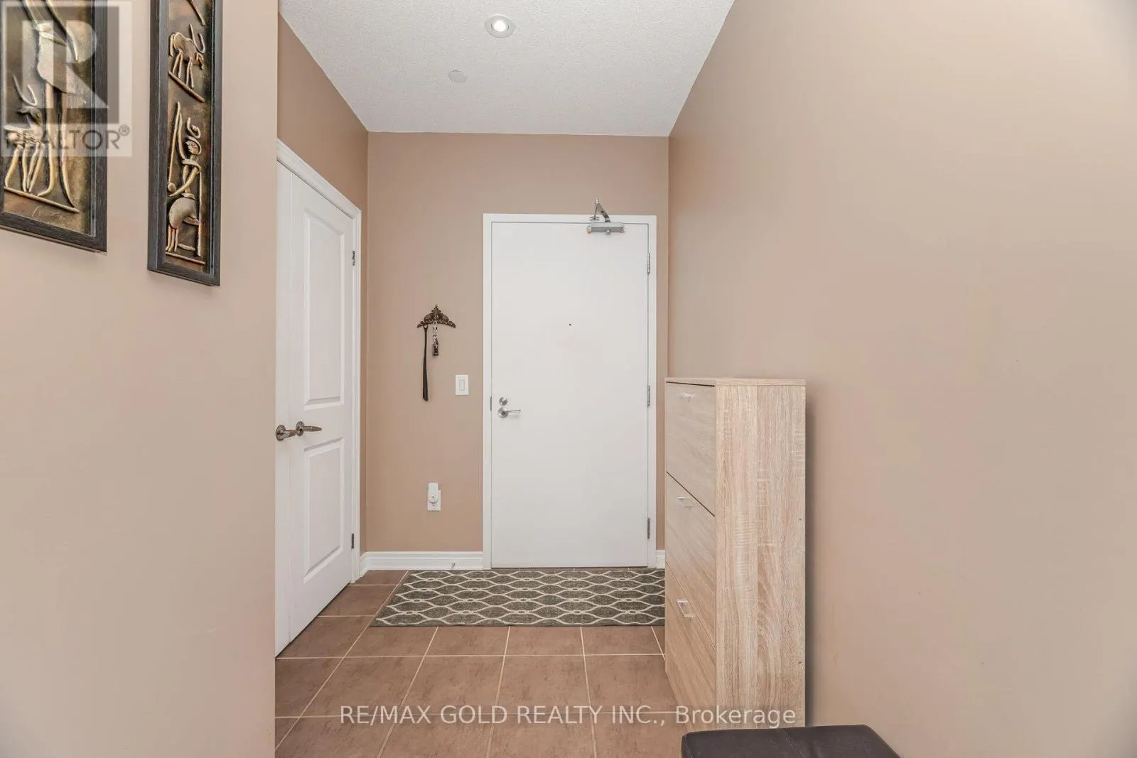 715 - 7325 MARKHAM ROAD