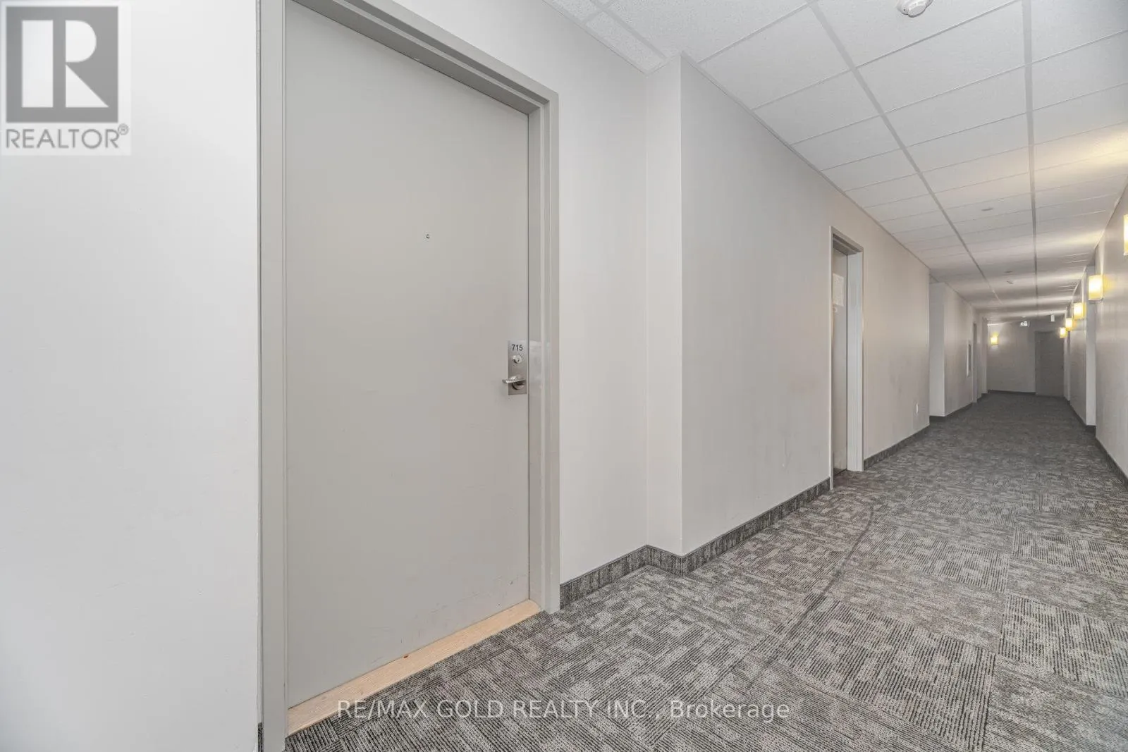 715 - 7325 MARKHAM ROAD