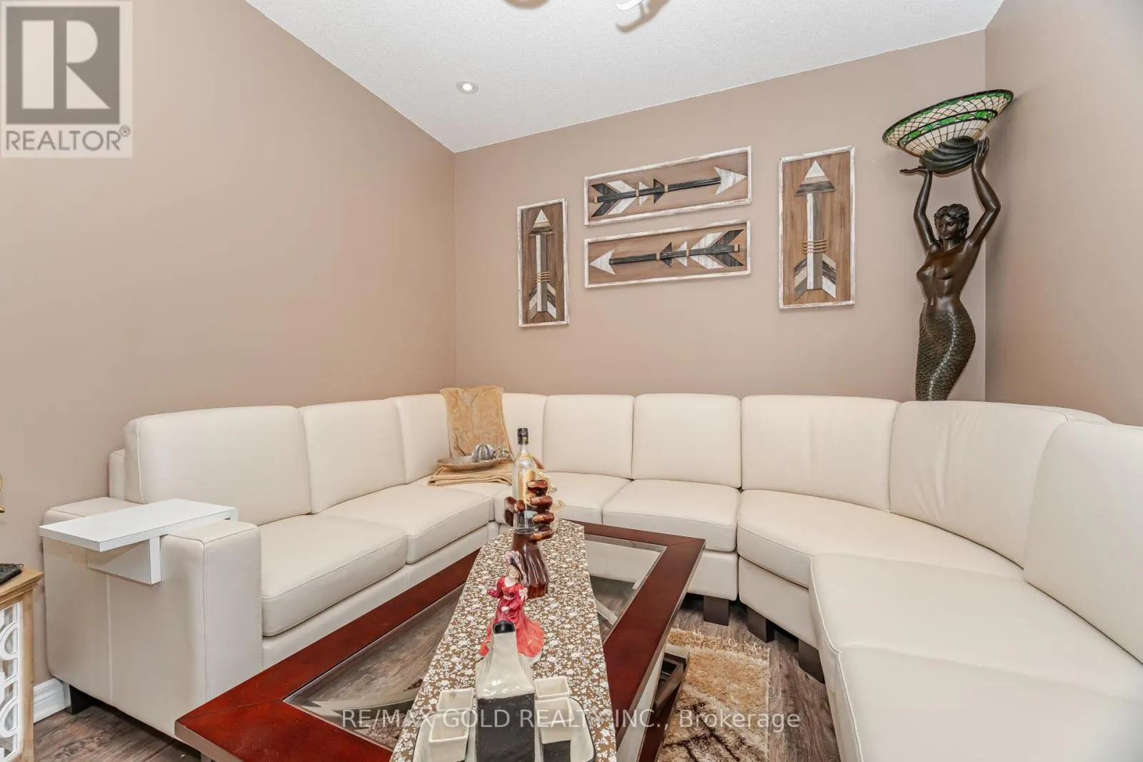 715 - 7325 MARKHAM ROAD