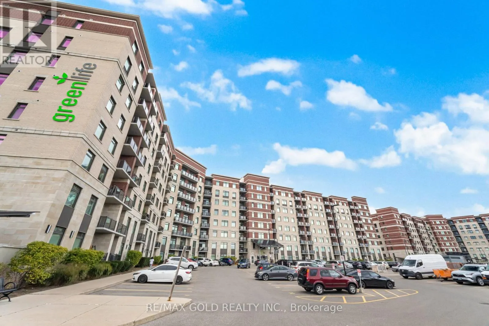 715 - 7325 MARKHAM ROAD