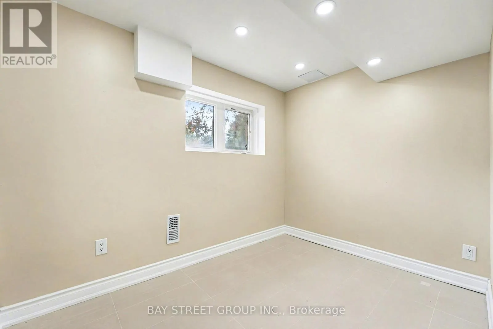 BASMENT - 19 GOLDLIST DRIVE