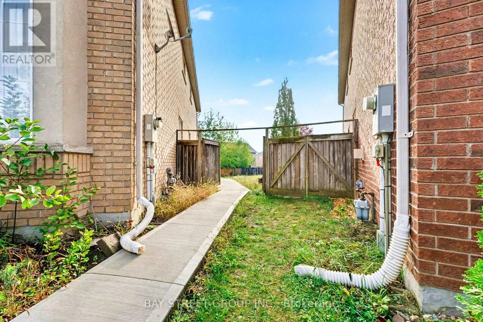 BASMENT - 19 GOLDLIST DRIVE