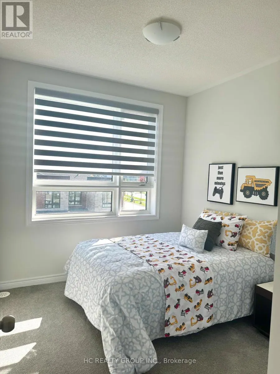 112 ROBERT EATON AVENUE W