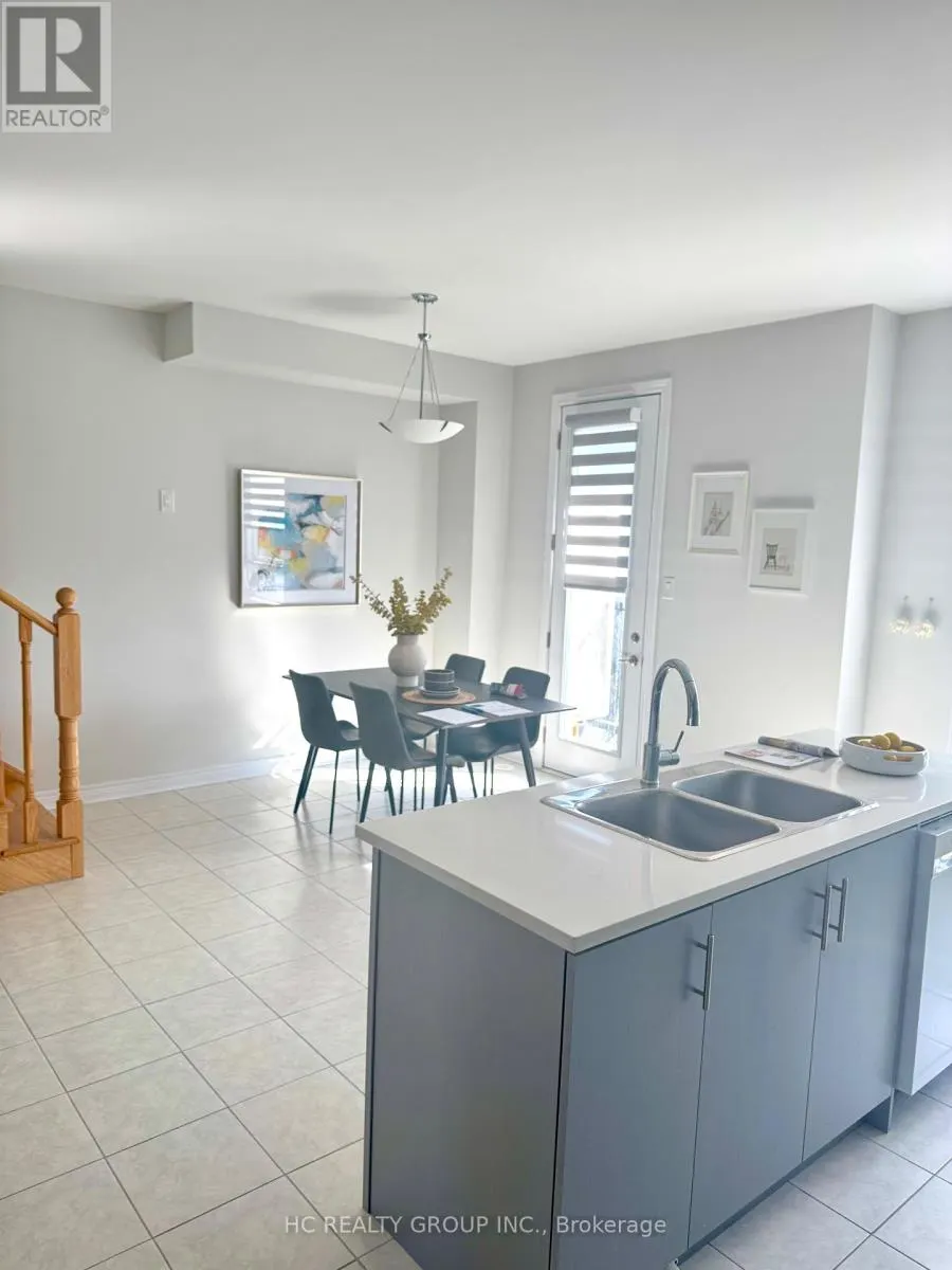 112 ROBERT EATON AVENUE W