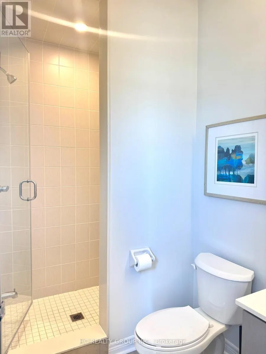 112 ROBERT EATON AVENUE W