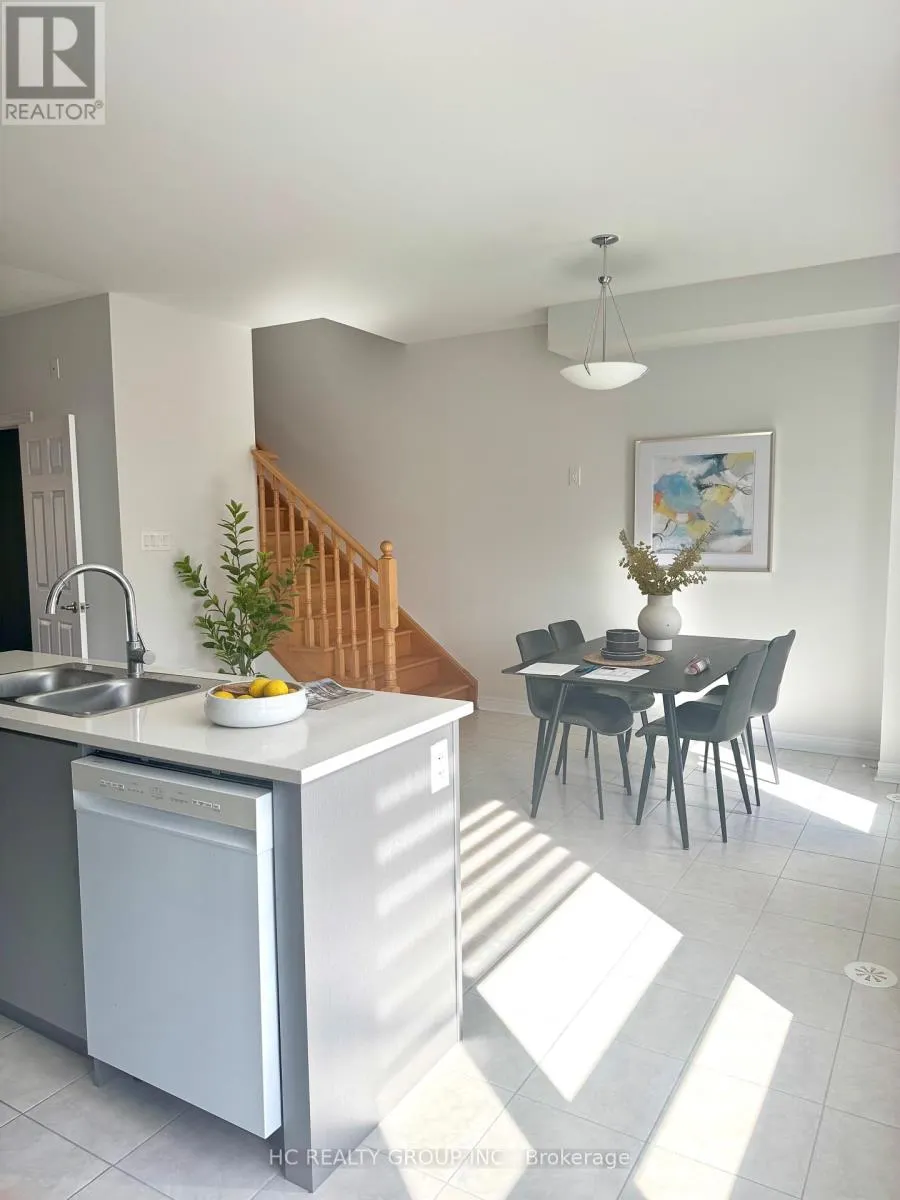 112 ROBERT EATON AVENUE W