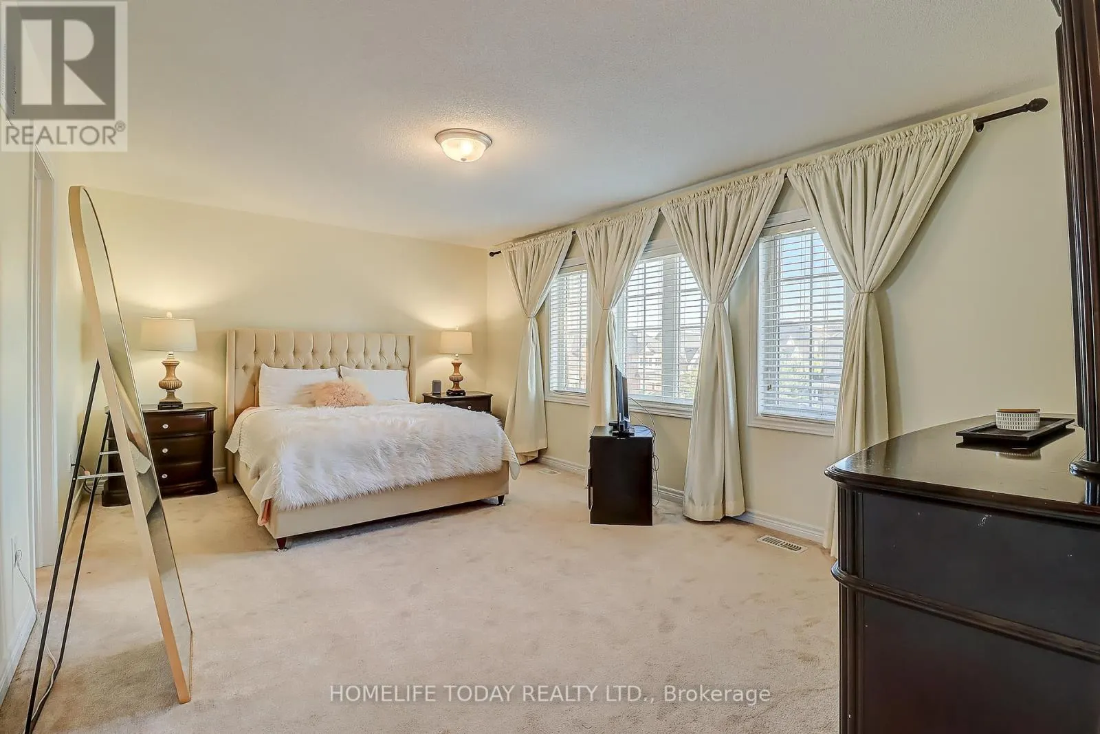 200 IVY GLEN DRIVE