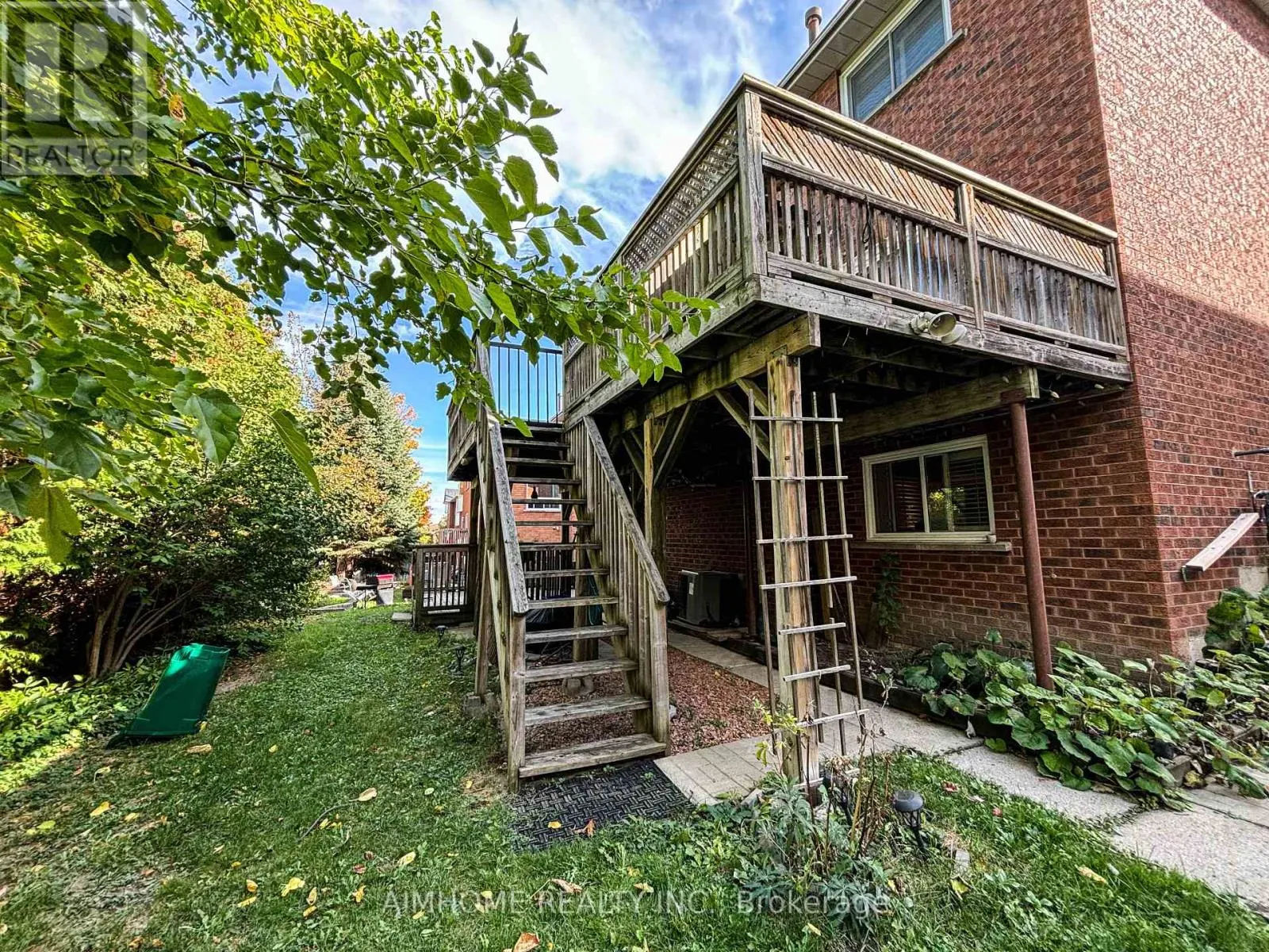 87 BALLARD CRESCENT