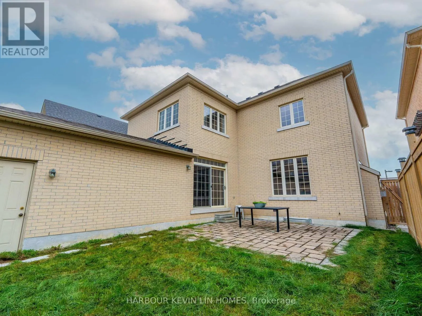 26 BEMBRIDGE DRIVE