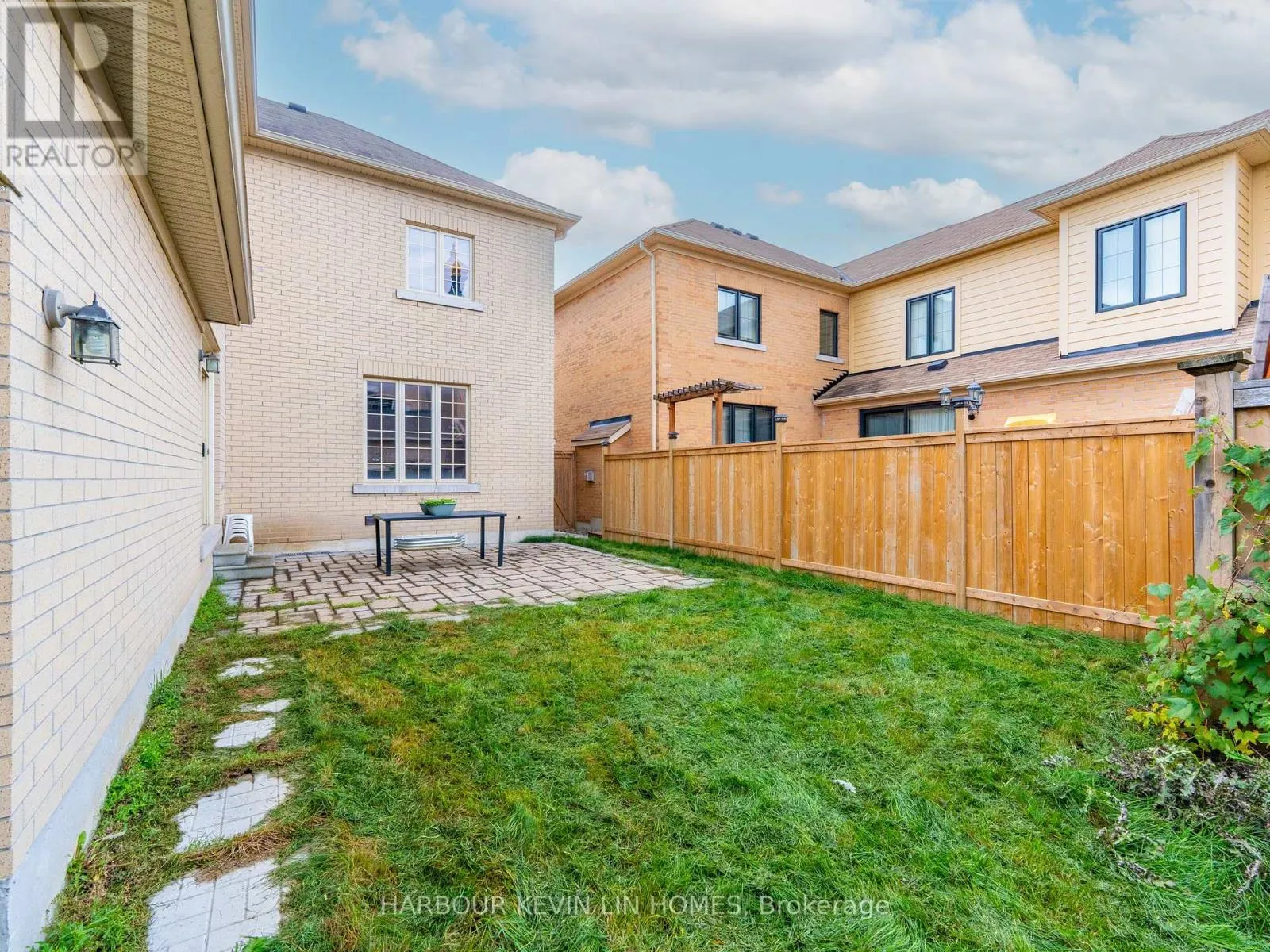 26 BEMBRIDGE DRIVE