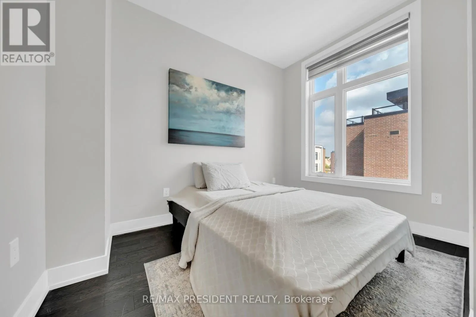 U232 - 9580 ISLINGTON AVENUE