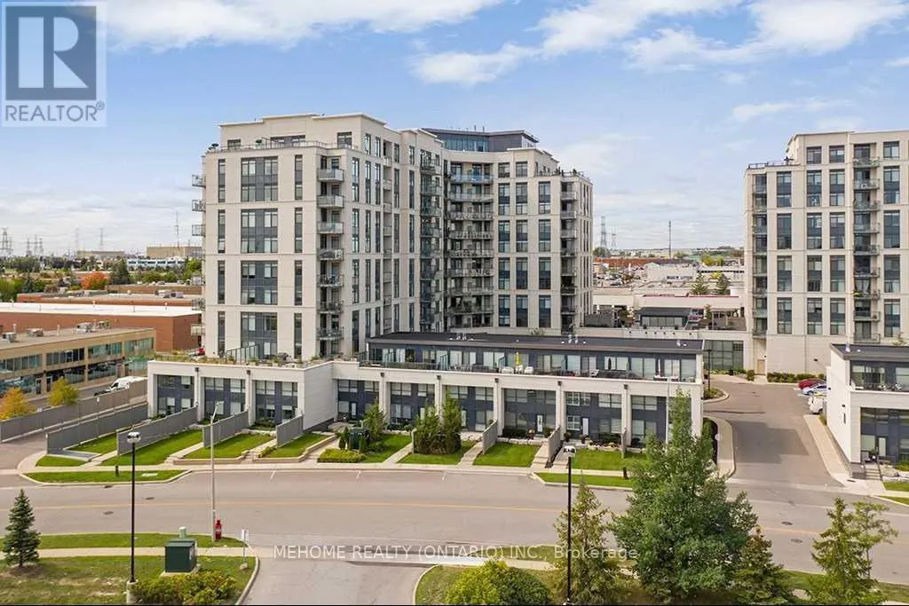 406 - 24 WOODSTREAM BOULEVARD