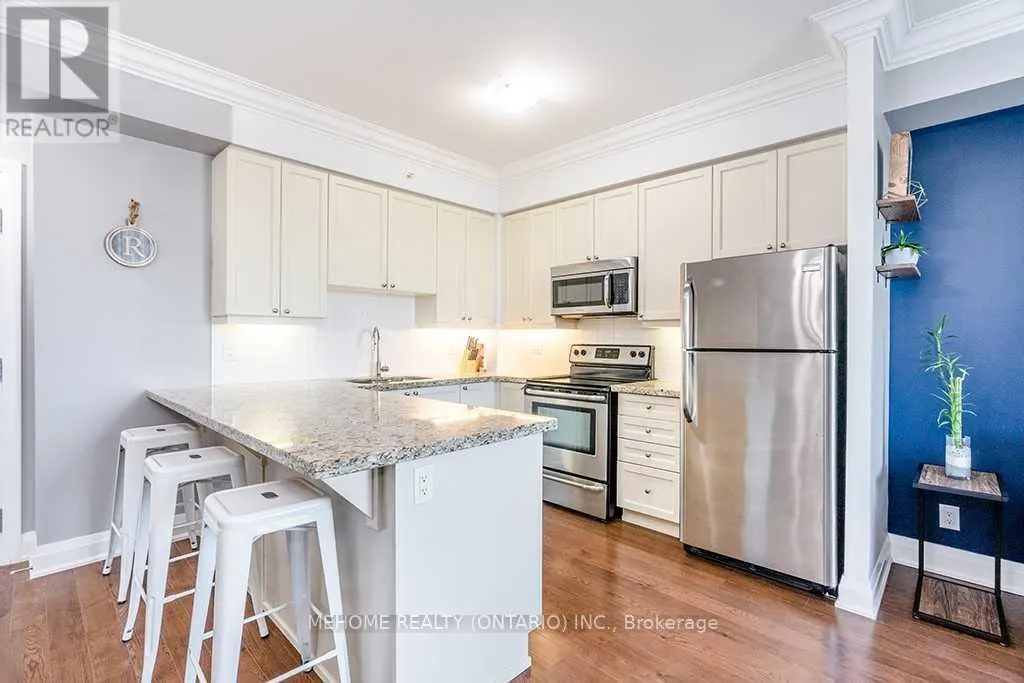 406 - 24 WOODSTREAM BOULEVARD