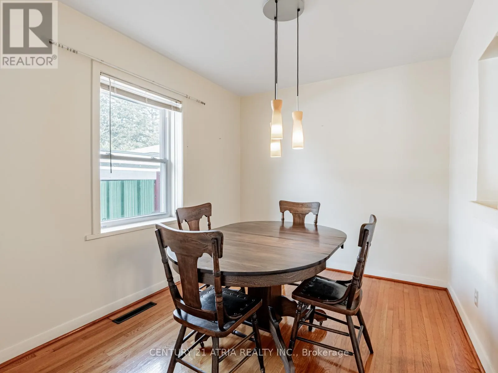 64 ROCKPORT CRESCENT