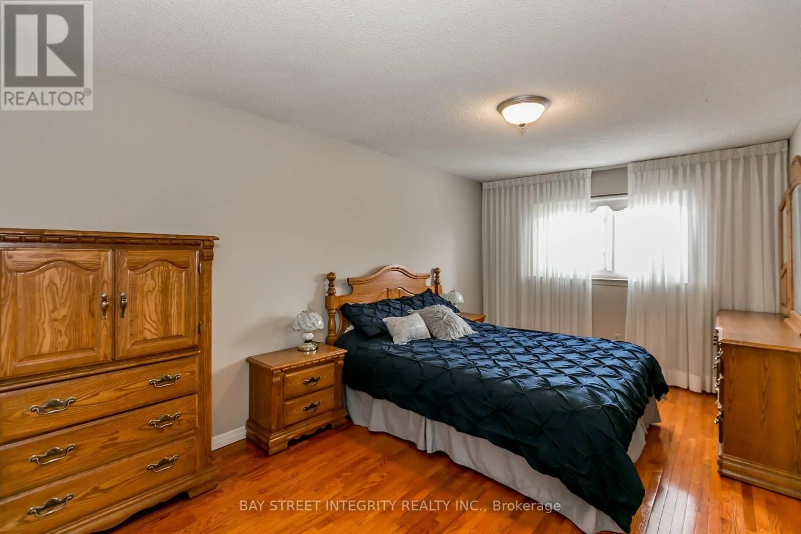 3 MAPLEGROVE AVENUE