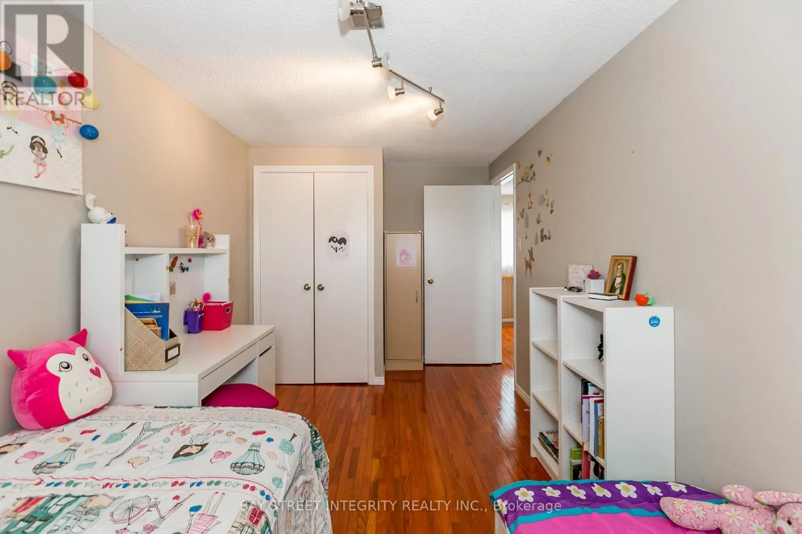 3 MAPLEGROVE AVENUE