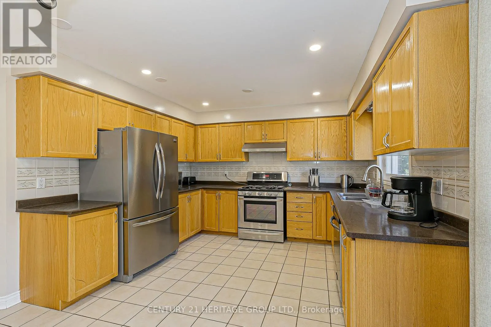 741 COLLEGE MANOR DRIVE
