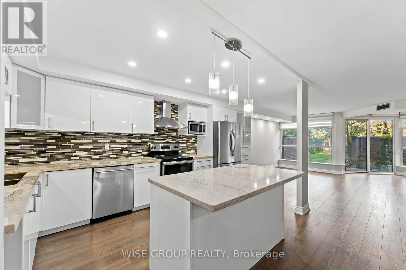 113 - 5 WELDRICK ROAD W